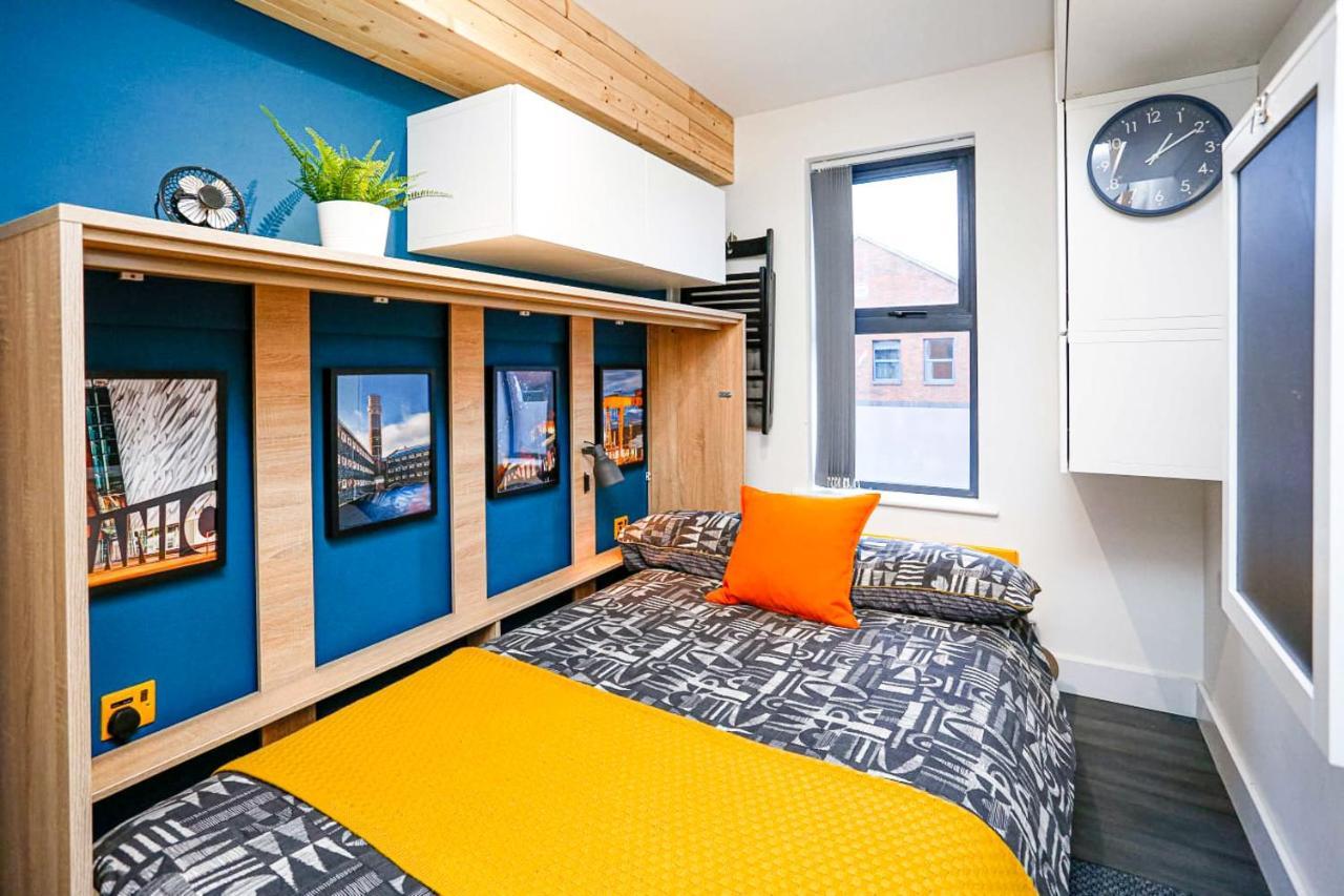Funky City Apartment - Secure Parking - Wifi - Sleeps 6 - No Parties เบลฟาสต์ ภายนอก รูปภาพ